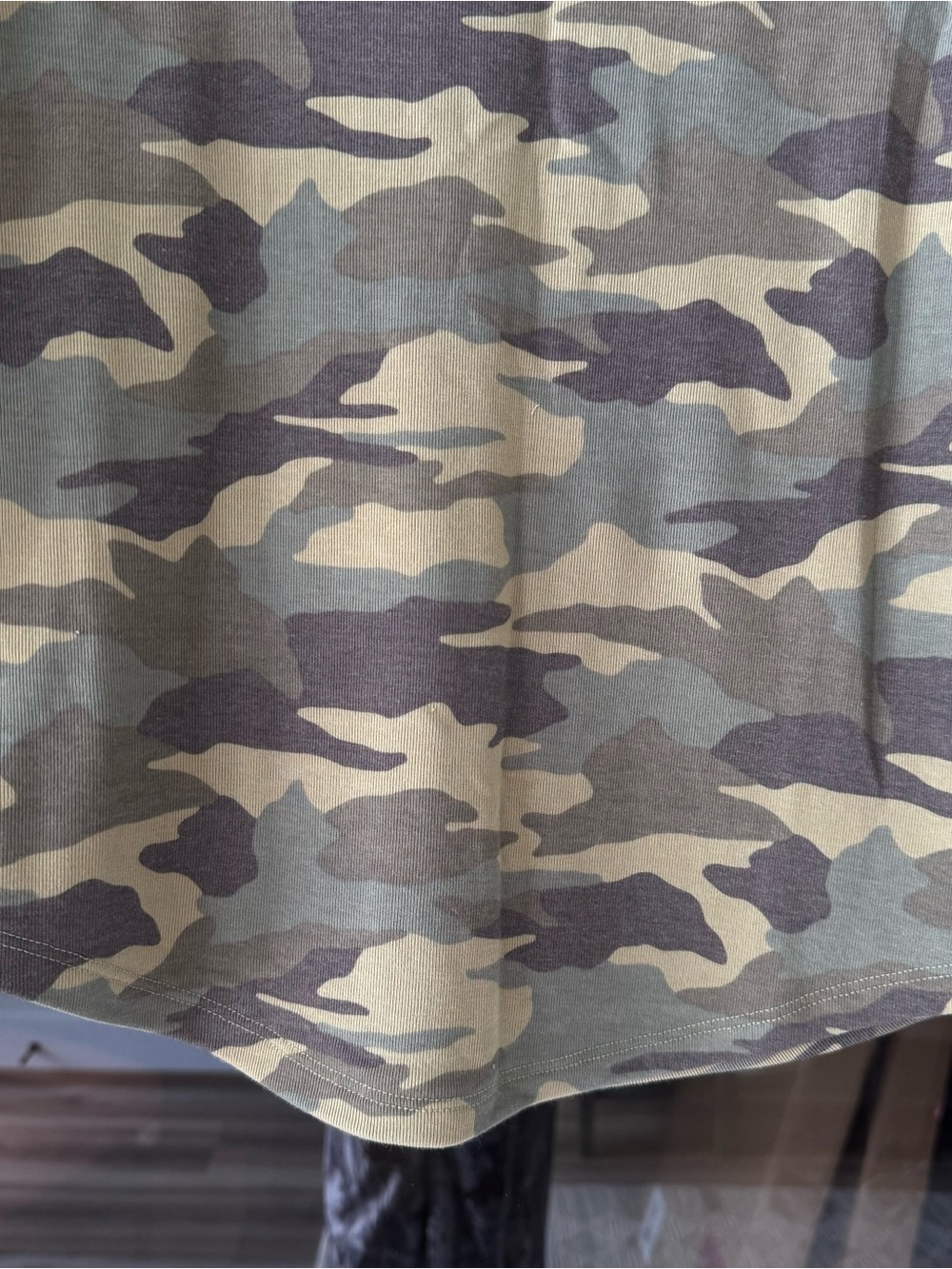 American Eagle Cozy Camo Long Sleeve Crewneck Cowboy - Picture 5 of 10